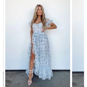 NWT Morning Lavender Mirei blue floral ruffled maxi dress small